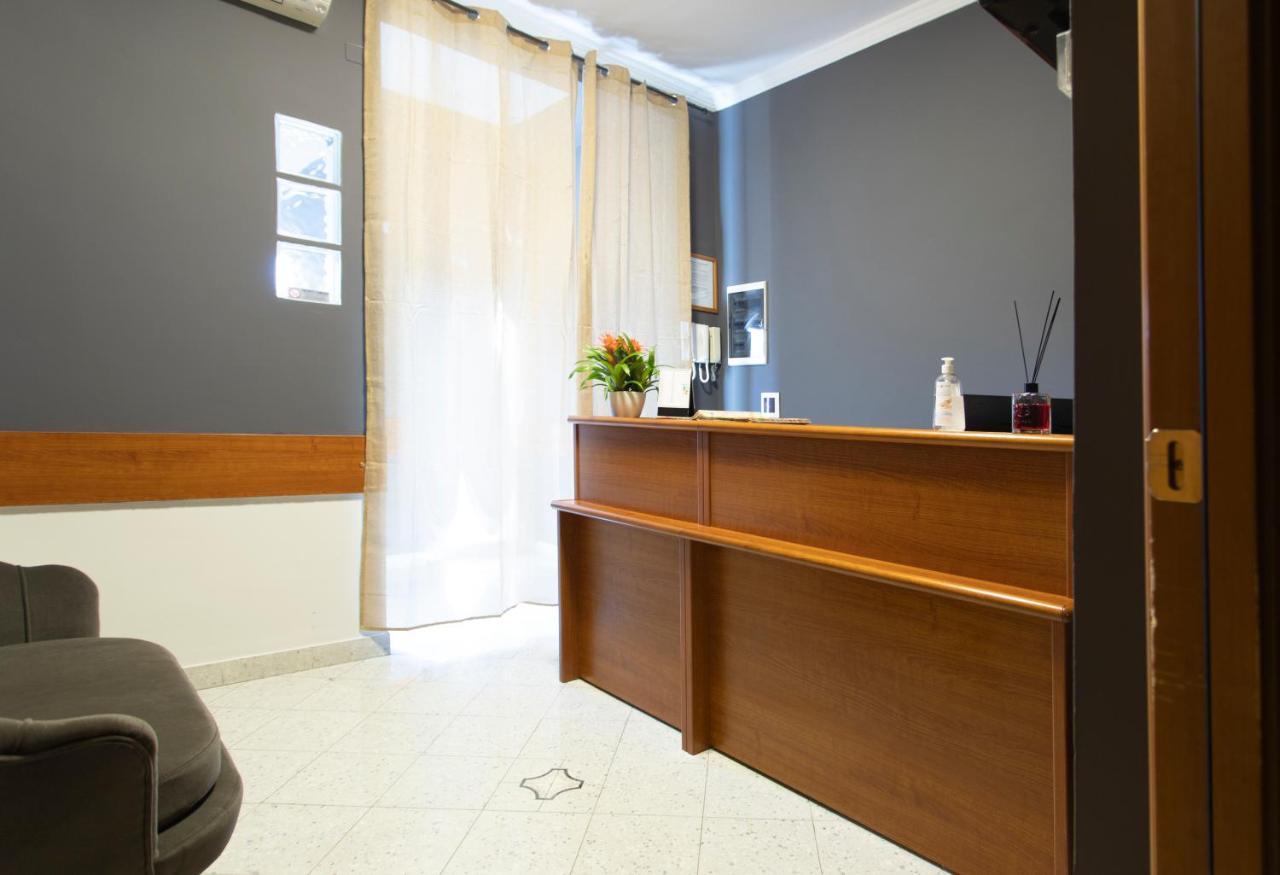 Hotel The Dream Roma Esterno foto