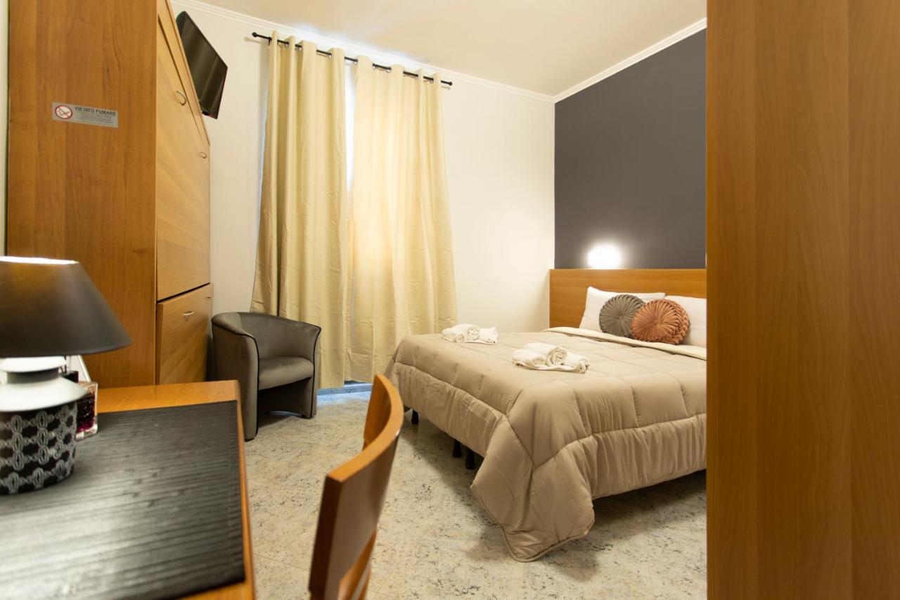 Hotel The Dream Roma Esterno foto
